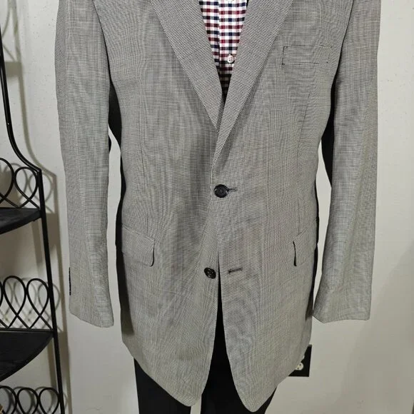 JOS A BANK Men's‎ Sport Coat Blazer Two Button Gray Houndstooth Wool Size 42L